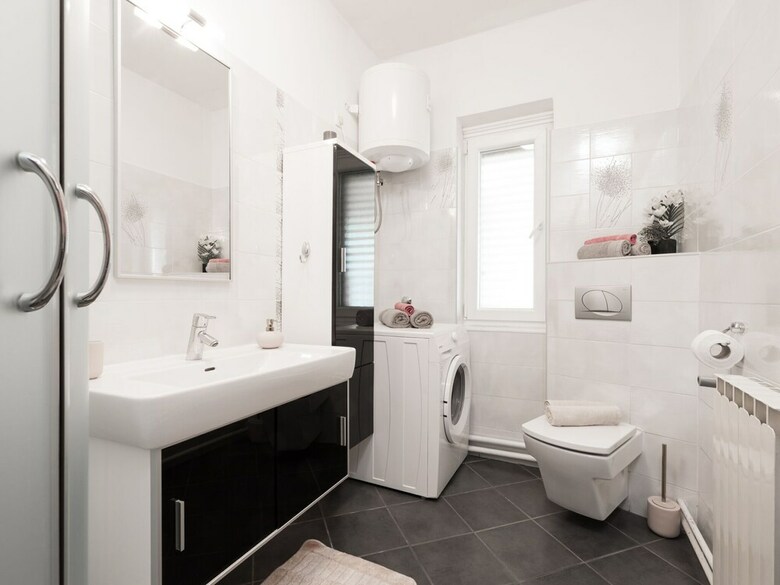 Alluring Holiday Home In Kor?ula With Whirlpool