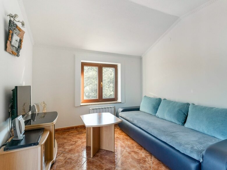 Simplistic Holiday Home In Lovran With Swimming Pool