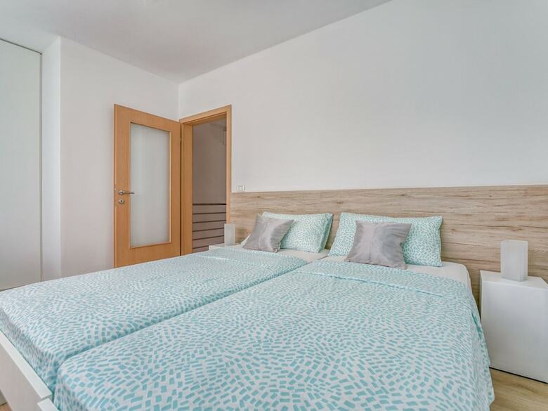 Modern Holiday Home In Umag With Private Whirlpool