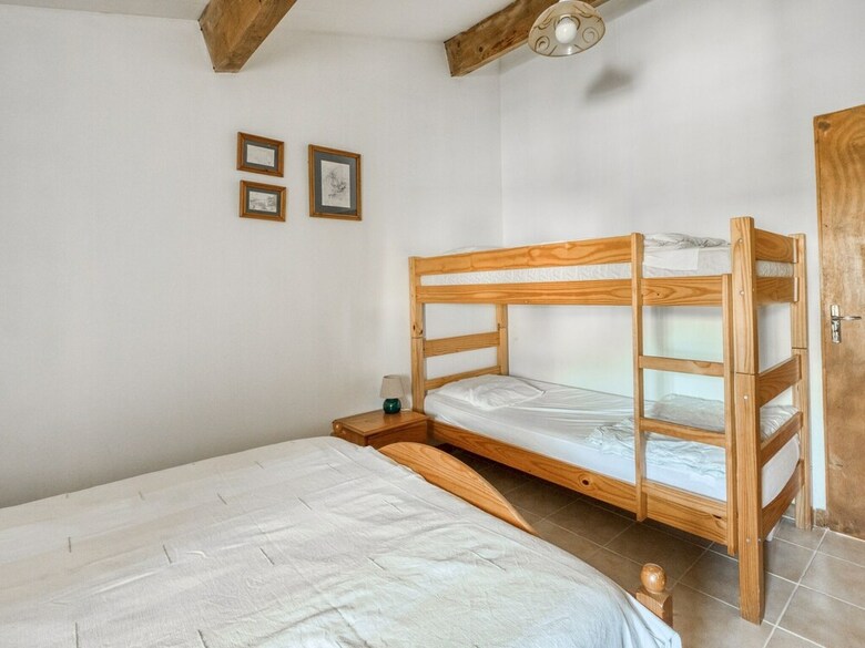 Blissful Holiday Home In Montpezat-de-quercy With Pool