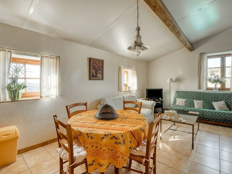 Blissful Holiday Home In Montpezat-de-quercy With Pool