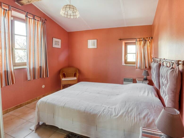 Blissful Holiday Home In Montpezat-de-quercy With Pool