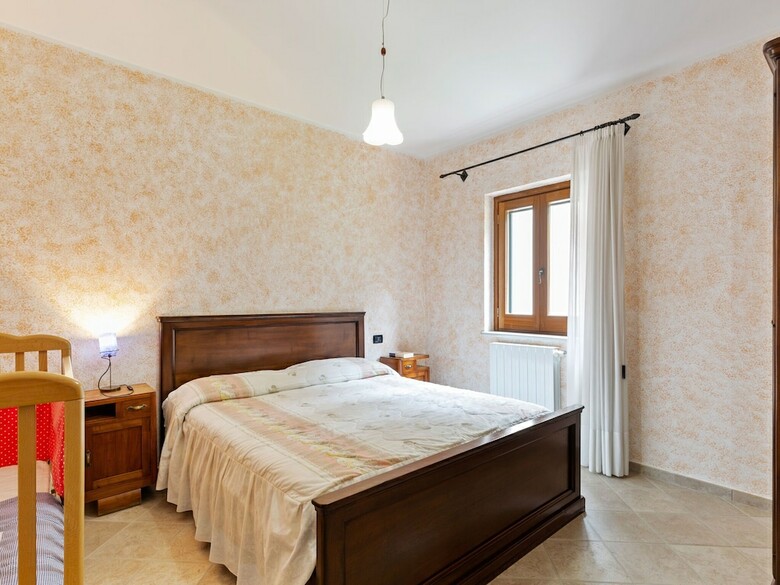 Valley-view Villa In San Mango D'aquino With Jacuzzi