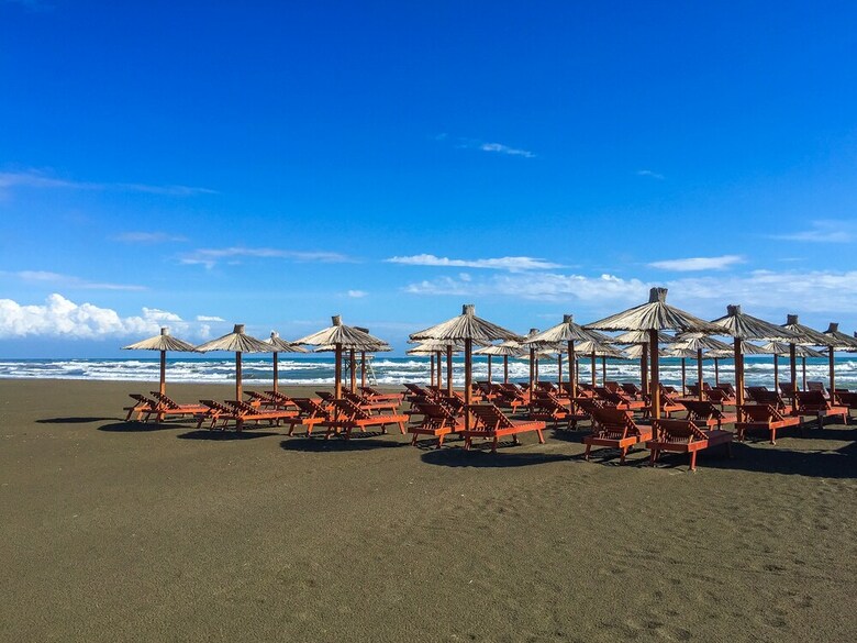 Open Sea Luxury Apartments