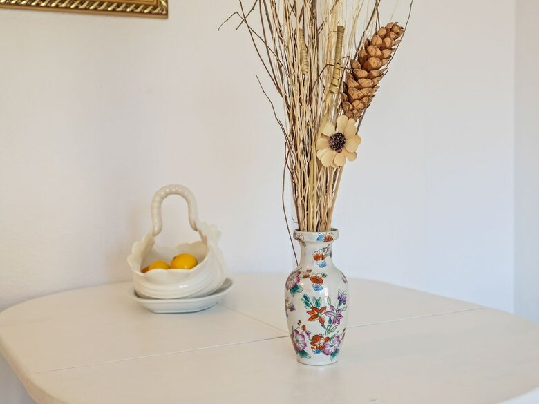 Cozy Apartment In Torrevieja With Balcony
