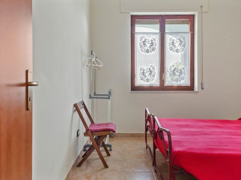 Warm Holiday Home In Falerna Marina With Terrace