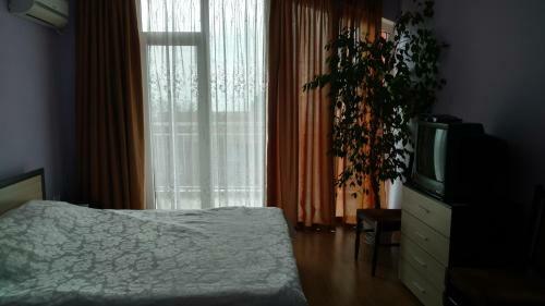 Hostal Guest House Rezvaya