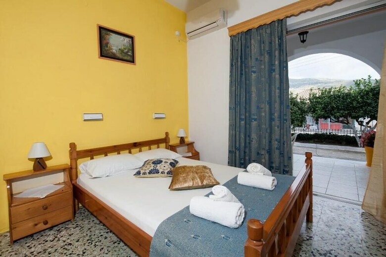 Hotel Nikos Studios