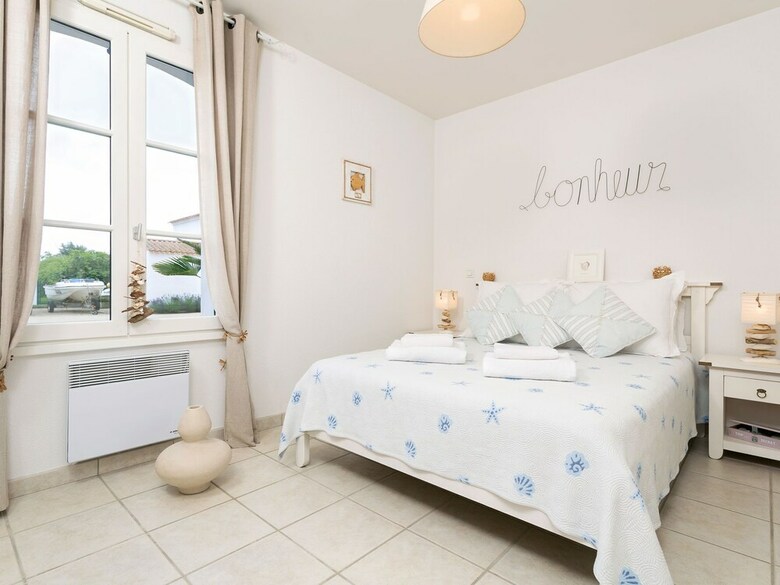 Luxurious Villa With A Dishwasher, Only 3.5km From The Beach