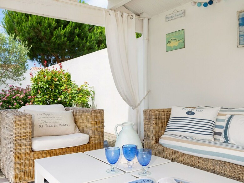 Luxurious Villa With A Dishwasher, Only 3.5km From The Beach