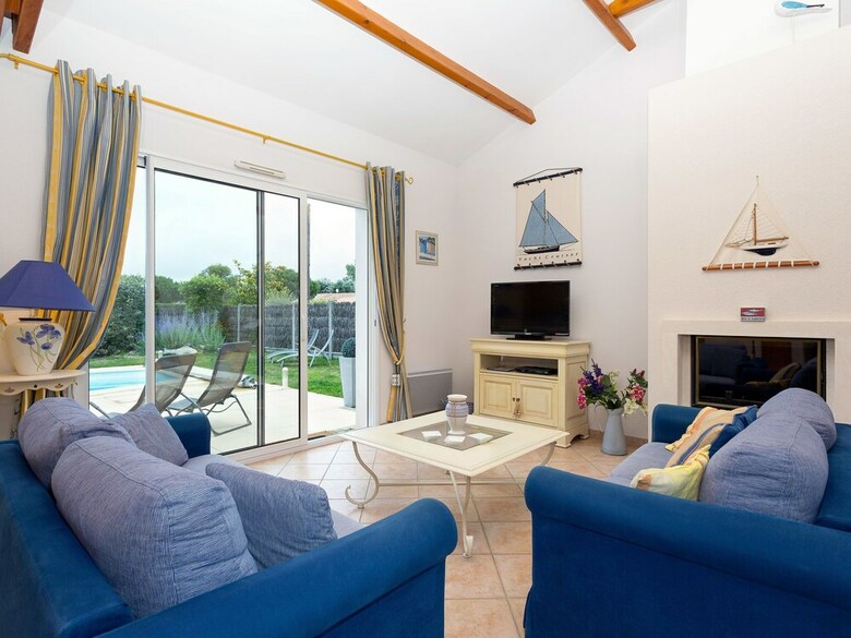 Luxurious Villa With A Dishwasher, Only 3.5km From The Beach