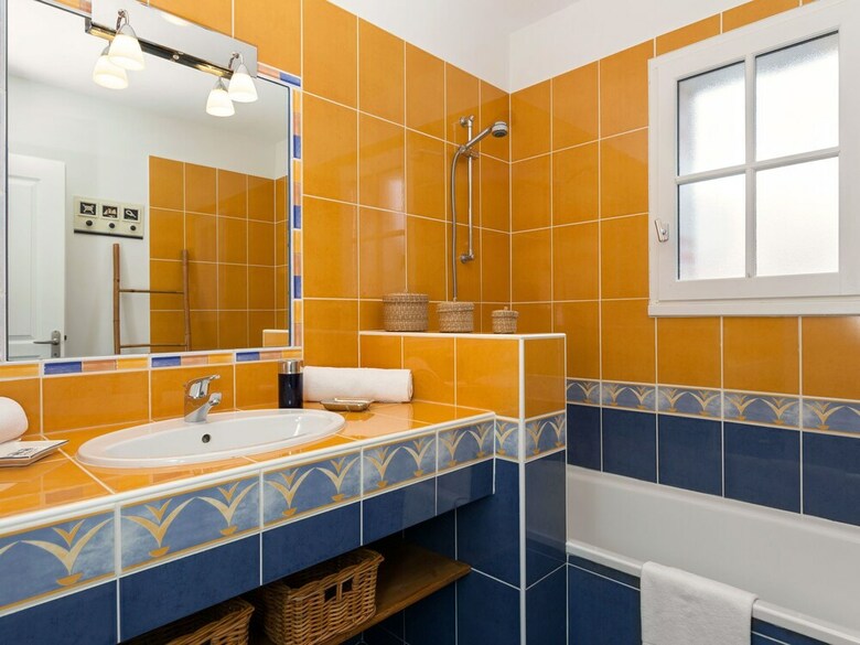 Luxurious Villa With A Dishwasher, Only 3.5km From The Beach