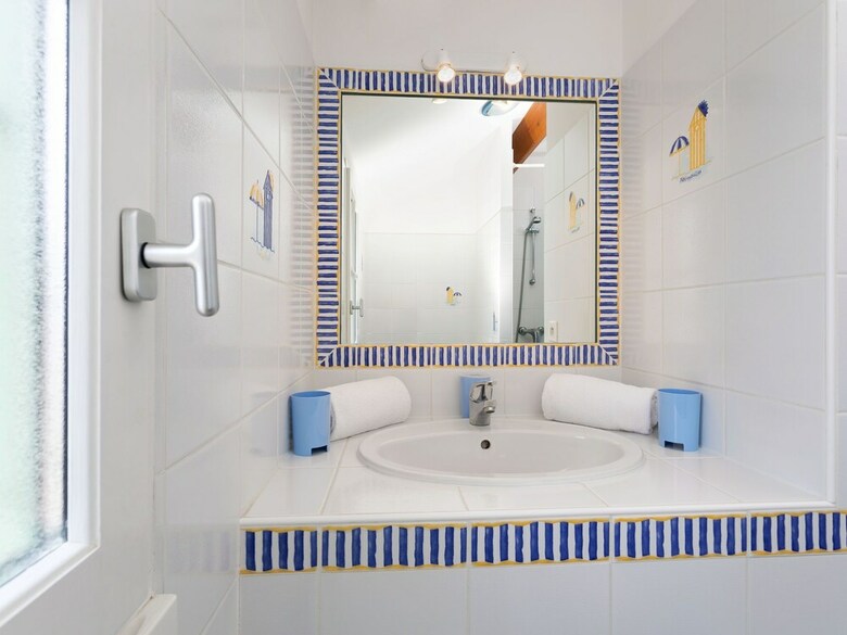 Luxurious Villa With A Dishwasher, Only 3.5km From The Beach