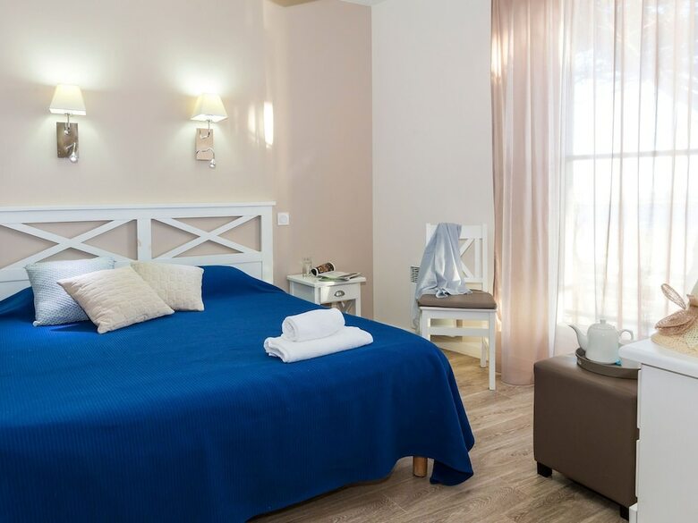 Comfortable Apartment With A Microwave Nearby The Beach