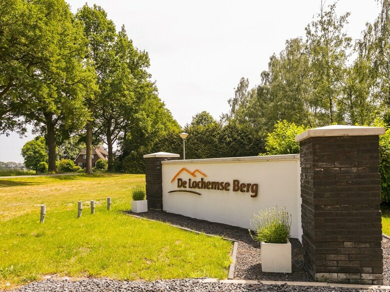 Modern Chalet With Nice Sliding Doors, Near Lochem