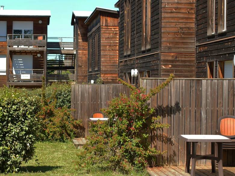 Nice Apartment With A Bbq, Near Montr�al Du Gers