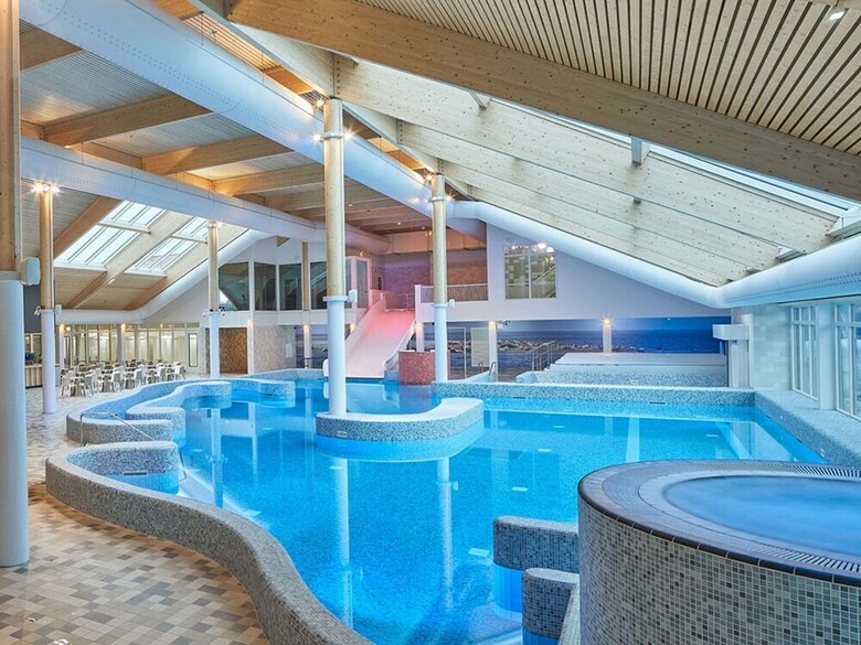 Spacious Villa With Dishwasher And Deco Fireplace On Texel