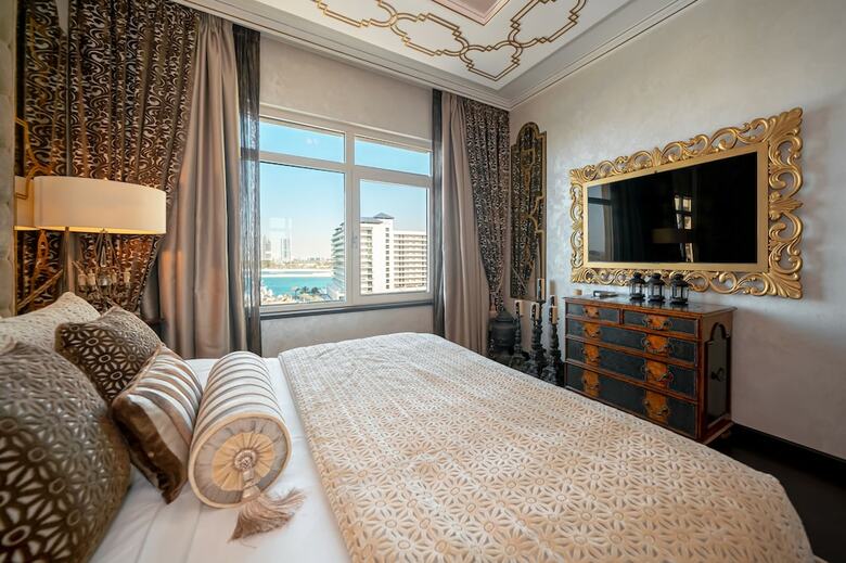 Luton Vacation Shoreline Sea View Apart