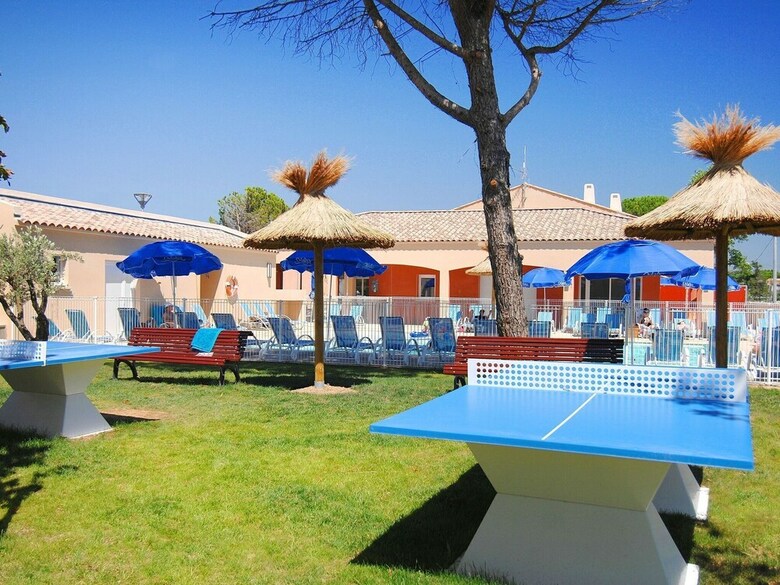 Bright Maisonette Near A Medieval Town With A City Wall