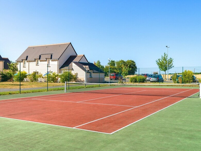 Well-maintained, Linked Holiday Home With Garden And Terrace