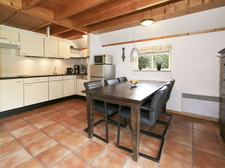 Authentic Holiday Home With Dishwasher Near Meppel