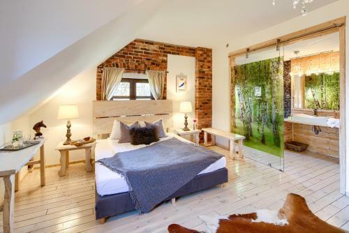 Agroturismo Folwark Bia?ych Bocian�w