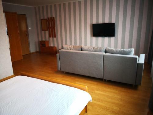 Hotel Babilon Krzesz�w