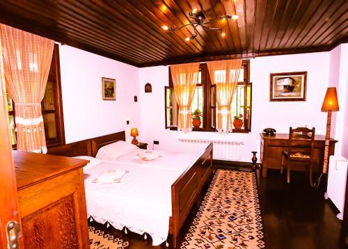 Sharlopova Guest House