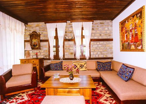 Sharlopova Guest House