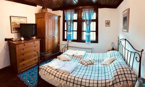 Sharlopova Guest House