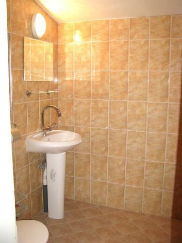 Hostal Guest House Family
