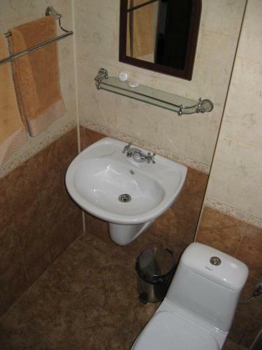 Hostal Guesthouse Trite Kambani