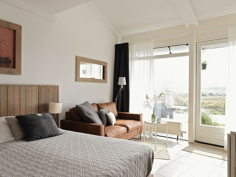Graceful Holiday Home In Callantsoog With Private Terrace