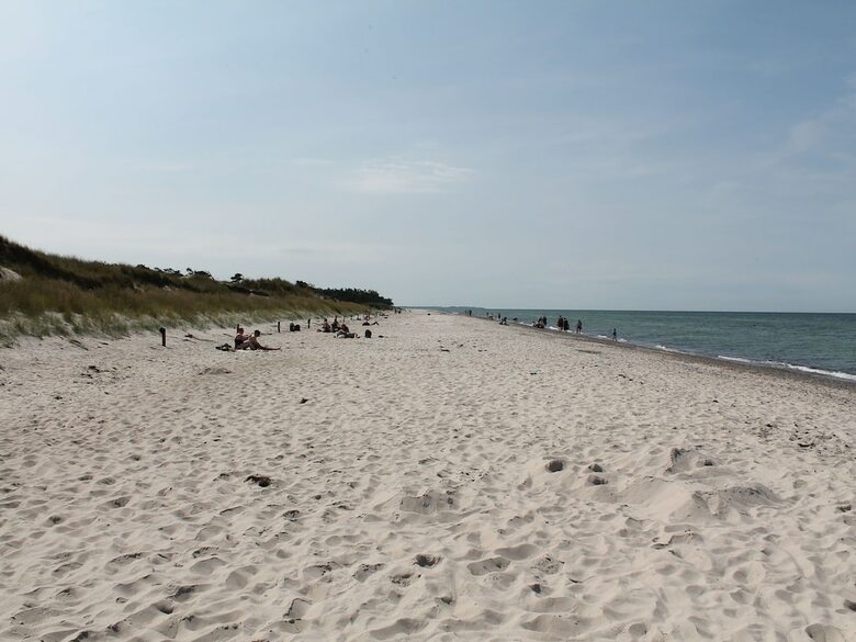 Spacious Apartment In Zingst Germany With Garden