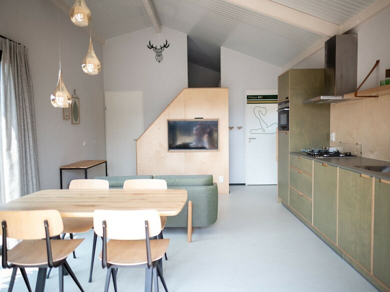 Modern Lodge With Dishwasher, 100 M. From The Sea