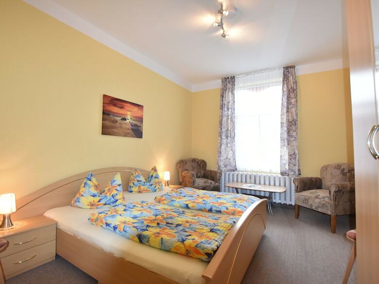 Cozy Apartment In K�hlungsborn Near Beach