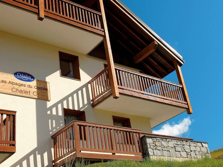 Nice Apartment With A Balcony Located 200 M. From The Slopes