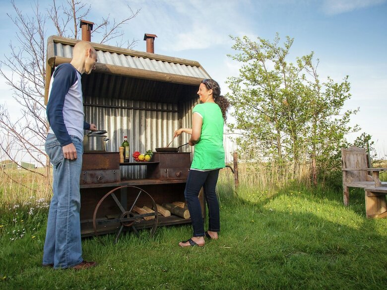 Comfortable Tent Lodge In Callantsoog With Garden