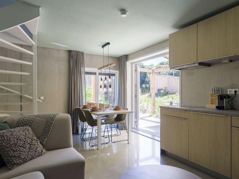 Luxurious Lodge With Two Bathrooms, Only 200m From The Beach