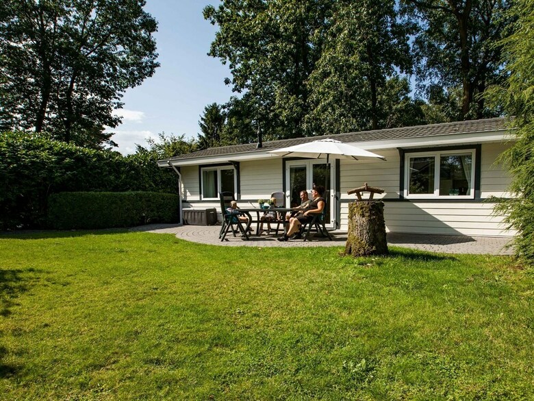 Comfortable Chalet With Dishwasher, Close To Park de Veluwe