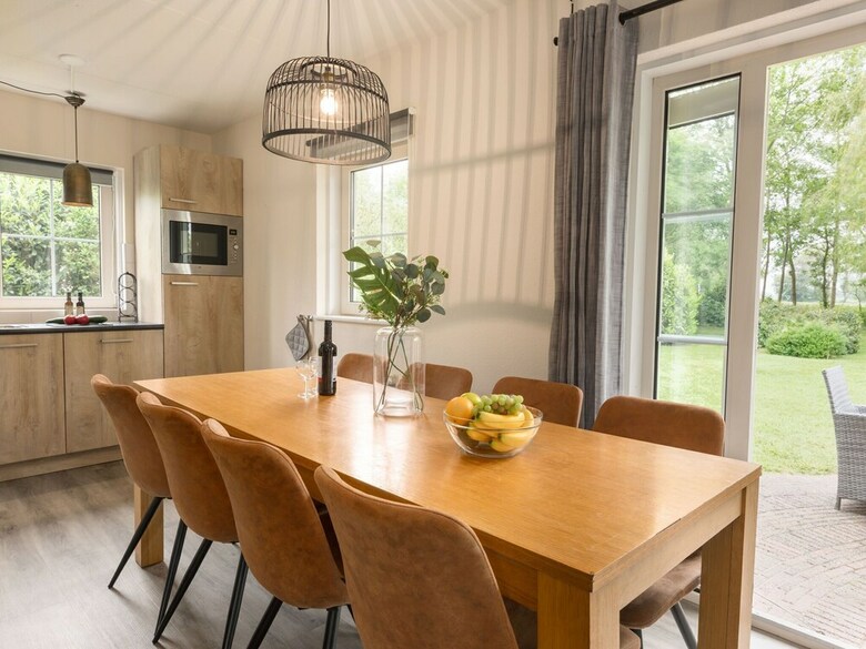 Great Thatched Villa With Solarium, In A National Park