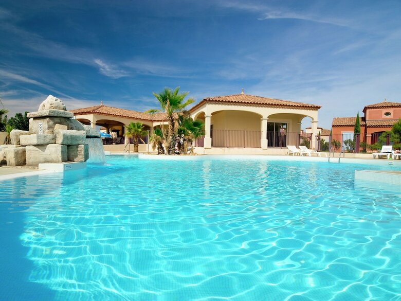 Summer Villa With Terrace Or Loggia, Located In Languedoc