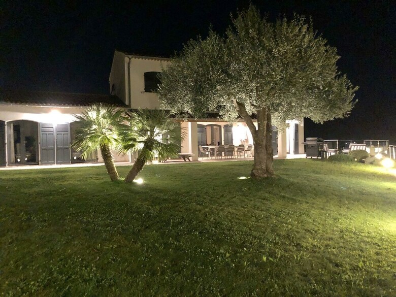Uxurious Villa In Fr�jus With Heated Pool & Panoramic View