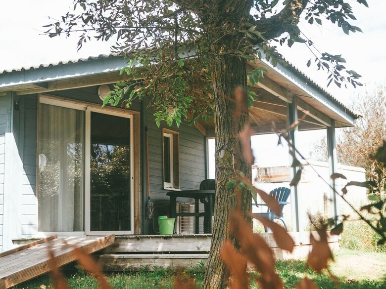 Comfortable Chalet With A Porch Near The Atlantic Coast