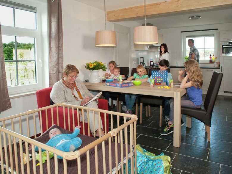 Tidy, Child-friendly Villa With A Sauna In Limburg