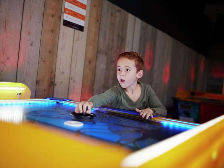 Tidy, Child-friendly Villa With A Sauna In Limburg
