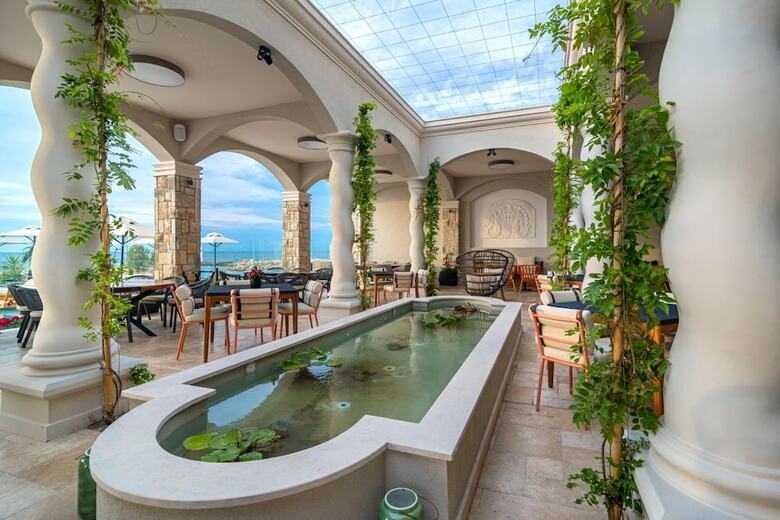 Villa Chinka By Astor Garden Hotel