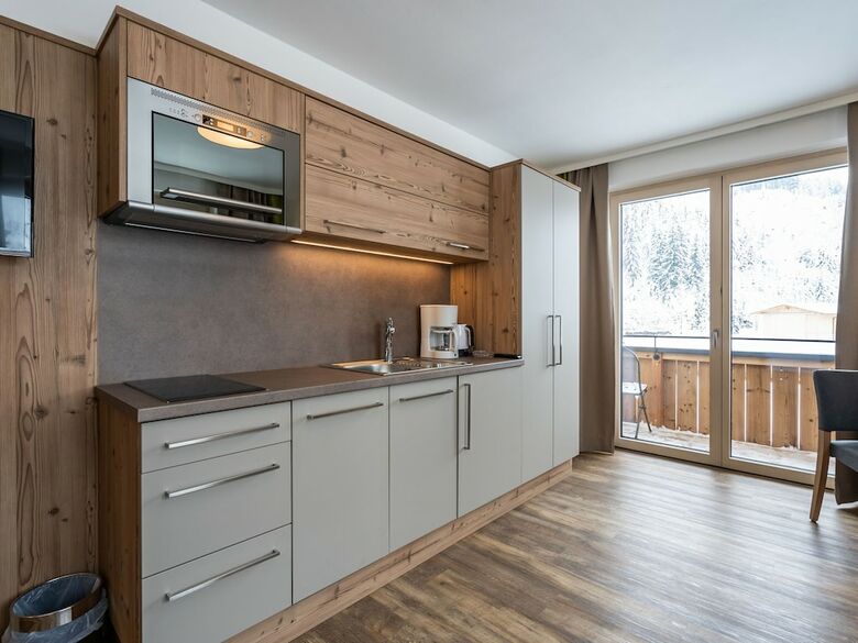 Spacious Chalet In Saalbach-hinterglemm With Sauna