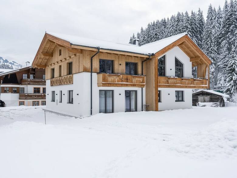 Spacious Chalet In Saalbach-hinterglemm With Sauna