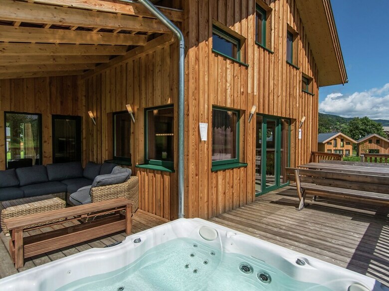 Beautiful Chalet In Sankt Georgen On Ski Slopes